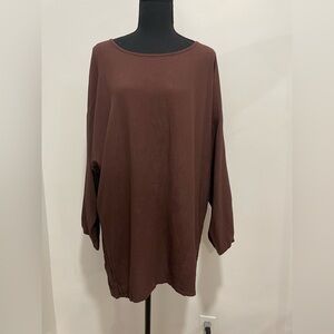 Women's Brown Top Size 2 chocolate brown crepe like fabric side slits